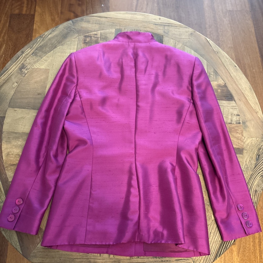 Dana Buchman Women's Silk Magenta 2-piece Pant Suit Vintage Size 4 - Picture 6 of 11